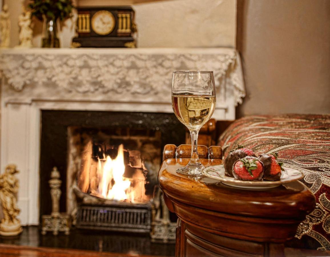 Mcmillan Inn Savannah Buitenkant foto